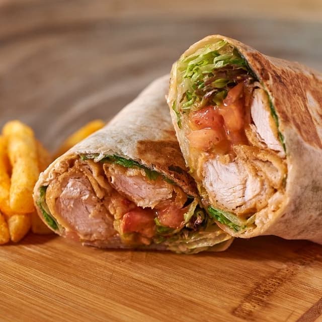 TEMPURA CHICKEN WRAP (SPICY)